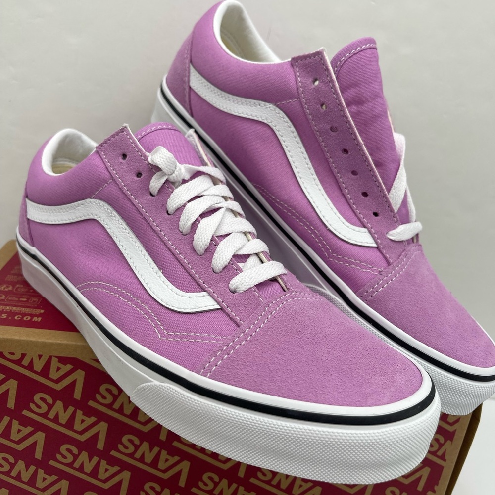 Vans Old Skool
Orchid/True White Sneakers Lavender 
VN0A3WKT3SQ - Picture 4 of 16